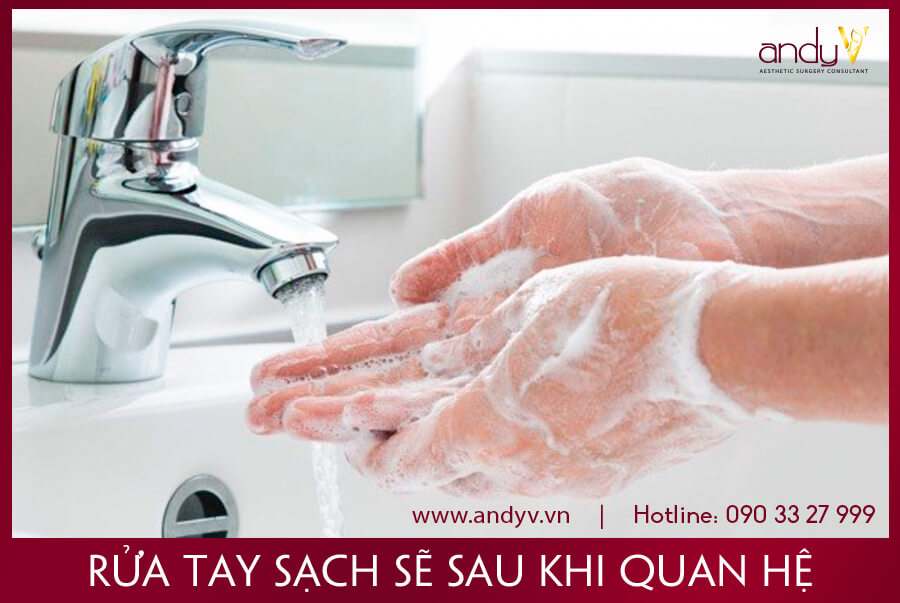 cách vệ sinh vùng kín sau quan hệ 2