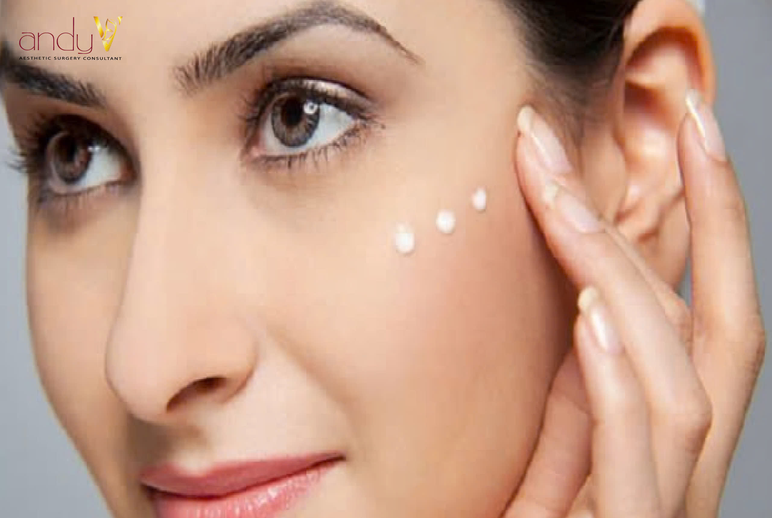 Kem mắt chuyên biệt giảm quầng thâm, bọng mắt, nuôi dưỡng vùng da mắt mềm mại, tươi trẻ